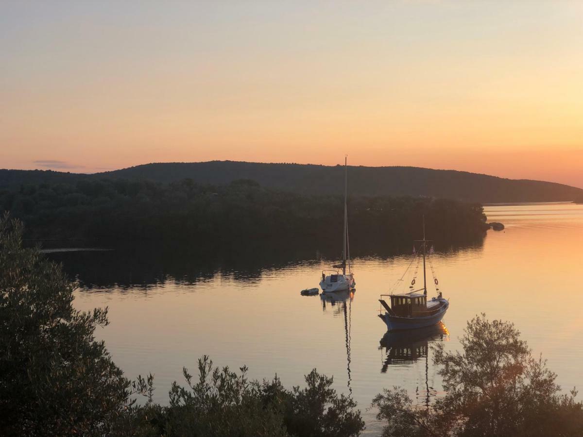 فندق Blue Bay ميلينا المظهر الخارجي الصورة